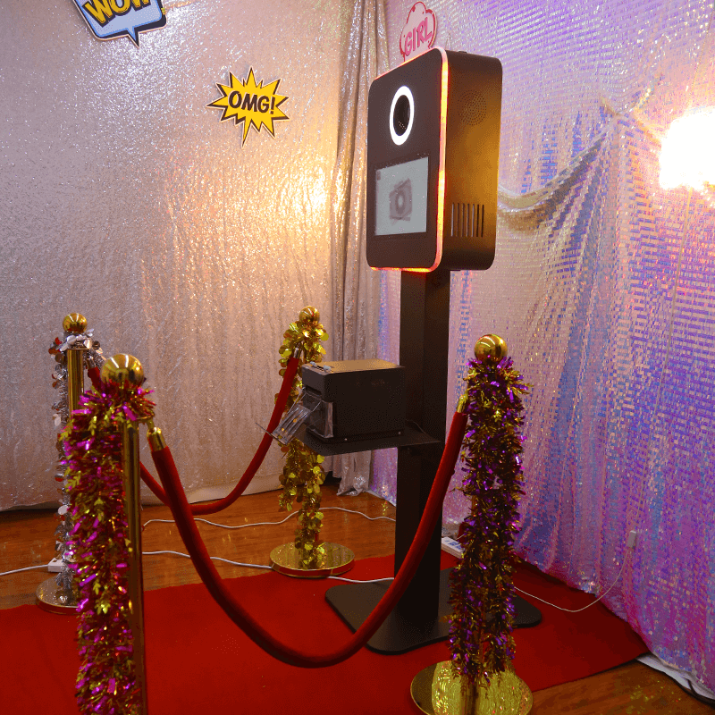 RCM156 Photo Booth - Open Air Photo Booth with 15.6 Inches Touch Screen